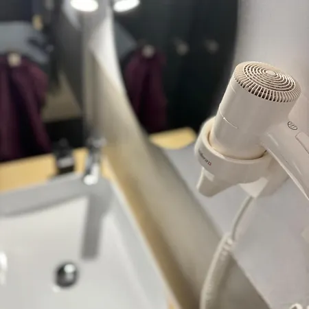 Center - * ברטיסלאבה