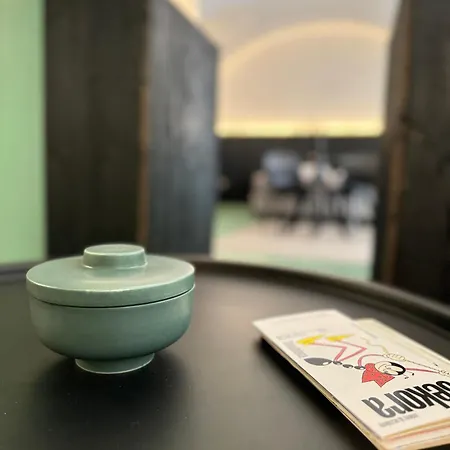 Center - アパート